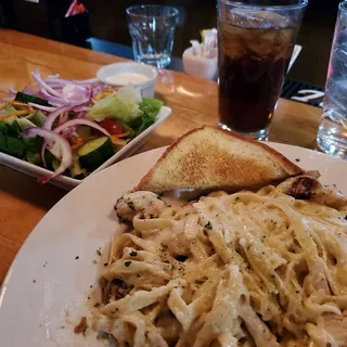 Fettuccine Alfredo