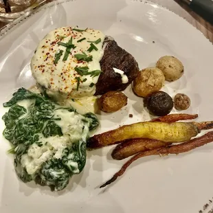 8 OZ.  Filet Mignon with bearnaise. Creamed  spinach, roasted potatoes, carrots. The filet was perfectly cooked.