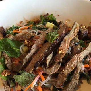 Grilled Spicy Thai Beef Salad