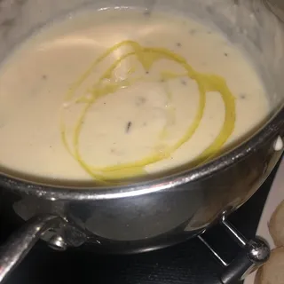 Truffle Provolone Cheese Fondue for The Table