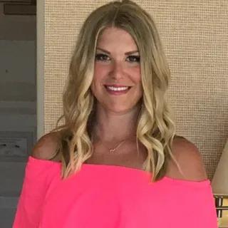 Lindsay H.