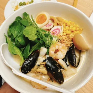 Seafood ramen with original tonkatsu broth