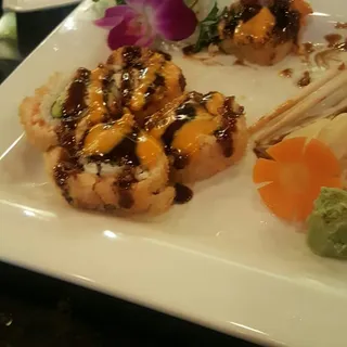 Salmon Crunch Roll