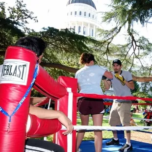 Prime Time at the Capitol working out women from the Nike Fitness Festival.