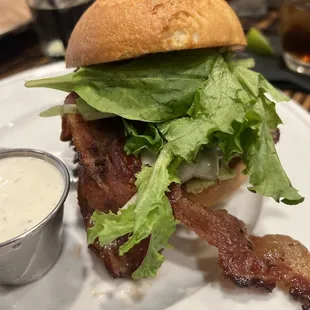 Cali Club Burger