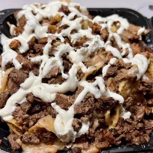 Extreme close up of the meats. The asada had a lot of pepper and reminded me of the gravy from KFC