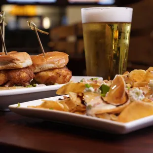Happy hour specials daily from 4:00-6:30!