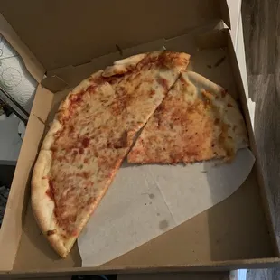 &quot;large&quot; cheese pizza