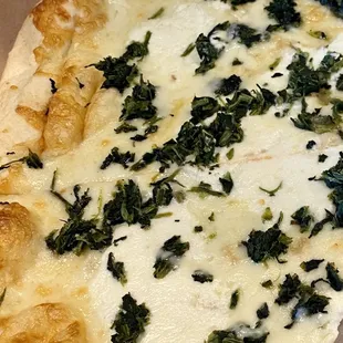 White pizza with spinach, very tasty
