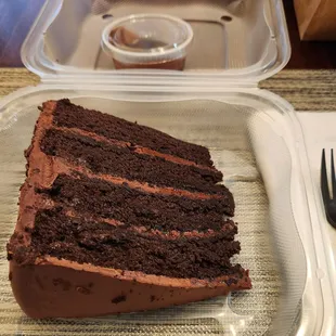 Chocolate cake slice, to go (kind of like the Colossal Chocolate Cake from Safeway, but better and more moist)