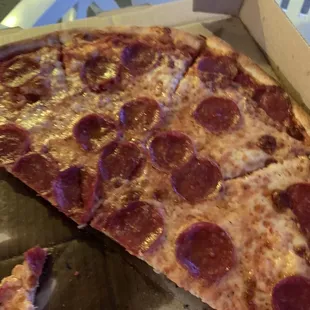 Pepperoni pizza