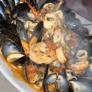 (Seafood) Fruitti de Mar with spicy red sauce