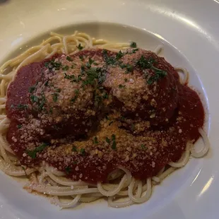 Spaghetti and spicy meatballs.
