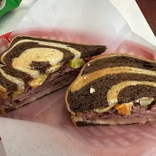Ruben was juicy and tasted awesome