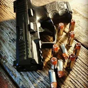 Dinner date with this hot German chick. Heckler and Koch VP9 SK.