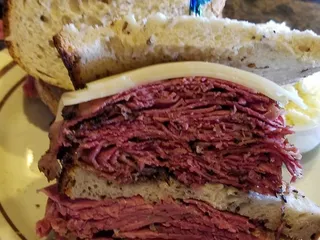 New York Deli News