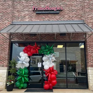 the front entrance of primohoagies