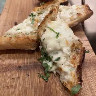 Garlic Cheese Bread