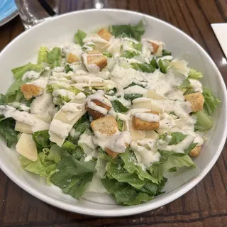 CLASSIC CAESAR SALAD