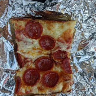 Pepperoni slices
