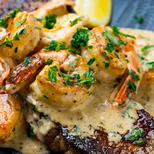 Black &amp; Bleu Steak Scampi