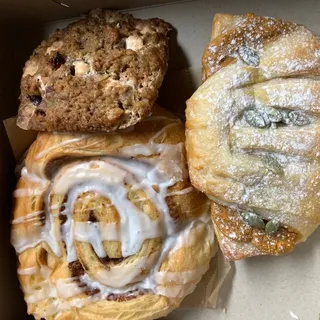 Almond Croissant