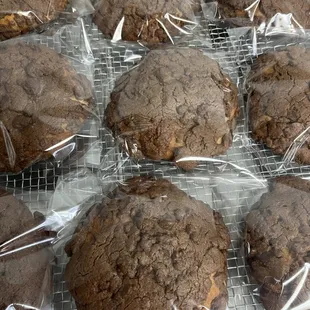 Chocolate-Soboro baking bread