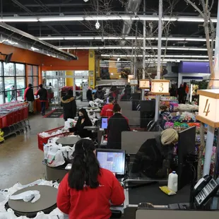 customers working on their laptops