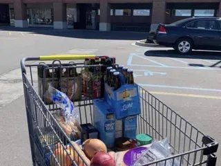 Larry's Foodland