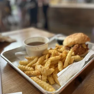 Hot chicken + fries