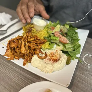 Chicken shawarma plate ($12.95)  IG: @ohmyono