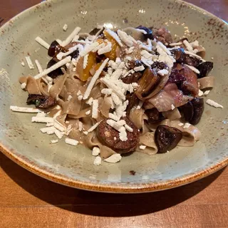 Black Pepper Fettuccine*