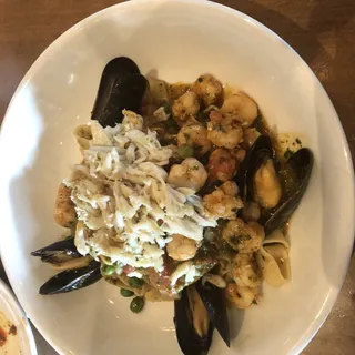 Fettuccine di Mare*