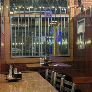 Bars at the tables, Prison Brews, Jefferson City