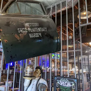 Entry to restaurant. Inside.