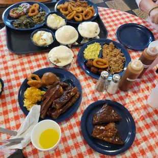 Prissy Polly's Bar-B-Que