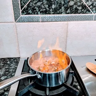 Mushroom port reduction flambe