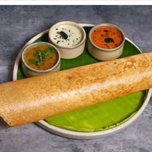 Our specialty of variety dosas like Masala Dosa, Mysore Masala Dosa, Paneer Dosa and Gee Kara Dosa's are available.
