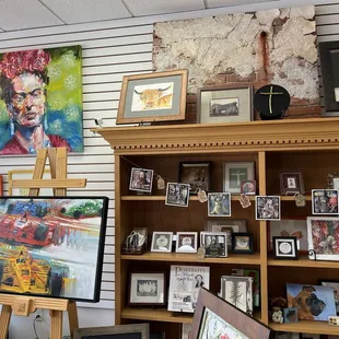 Pro-Art Gallery & Custom Framing