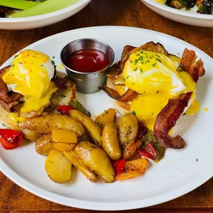 Eggs Benedict