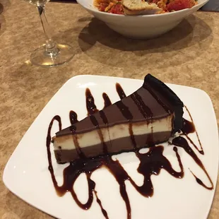 White mouse chocolate cake. Nice wrap up.