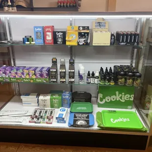 Wellness CBD &amp; Delta 8: ti tinctures, gummies, vapes,  flower and more. Feat. brands: Cookies CBD, Backwoods, Santa Cruz, Ooze, EndoZondo...