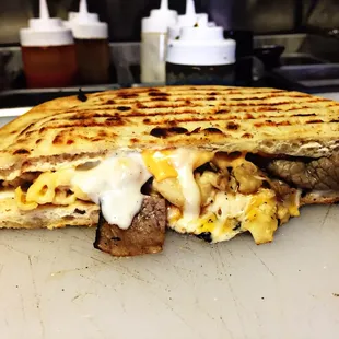 The Professor - steak &amp; mac n cheese