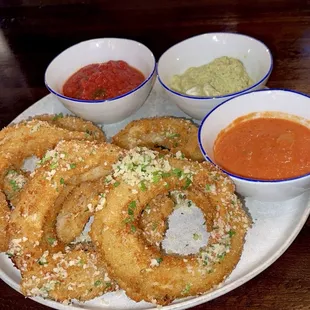 Mozzarella onion rings