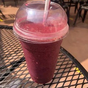 Berry blaster smoothie