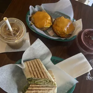 Marco 's Chicken Pesto