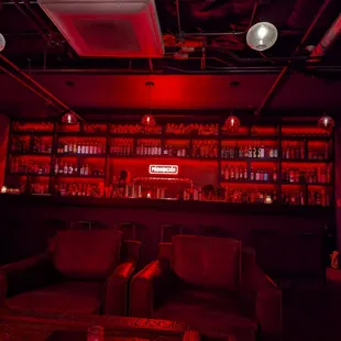 Prohibición has comfy leather armchairs in addition to tables and chairs