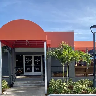 Entrance from the parking