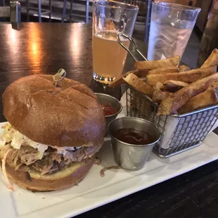 Pull Pork Sandwich