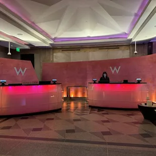 Take the elevators from near the check-in desks at the W Hotel (Foshay Tower).